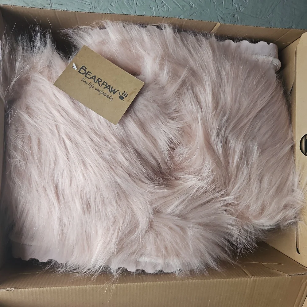 Bearpaw boots Sasha pink, brand new with shearling interior